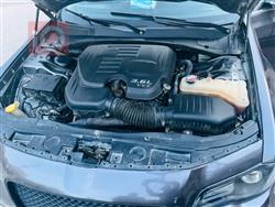 کرایسلەر 300